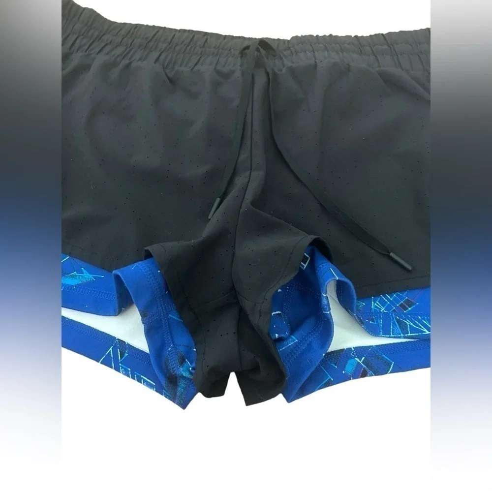 Zella 2 in 1 Layered Black with Blue Print Compression Athletic Shorts Size XL